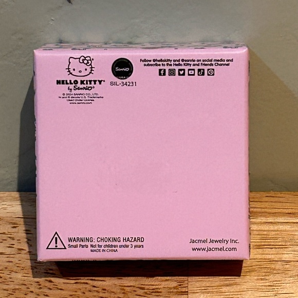 Box Set of 3 Hello Kitty Silver Plated Rainbow Earrings Made By Sanrio. NWTS. - Picture 5 of 6